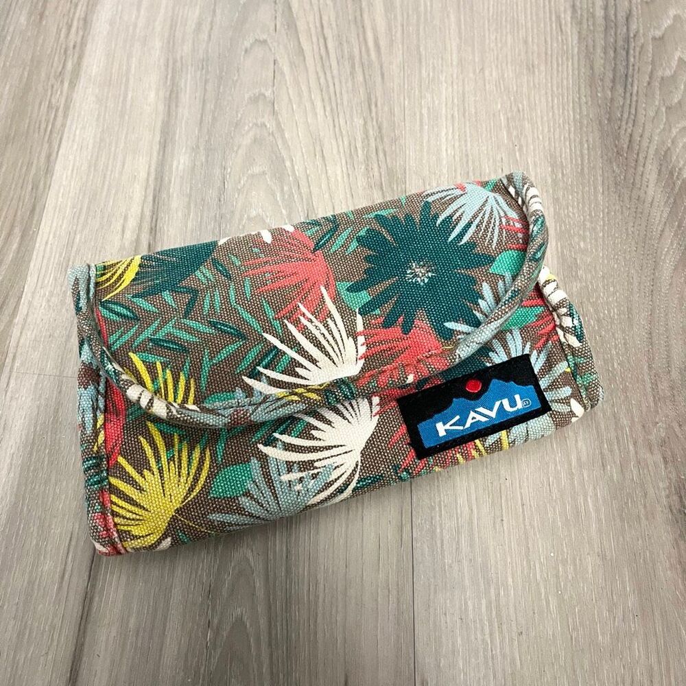 Kavu Big Spender Tropical Leaf‎ Plant Print Tri-Fold Wallet